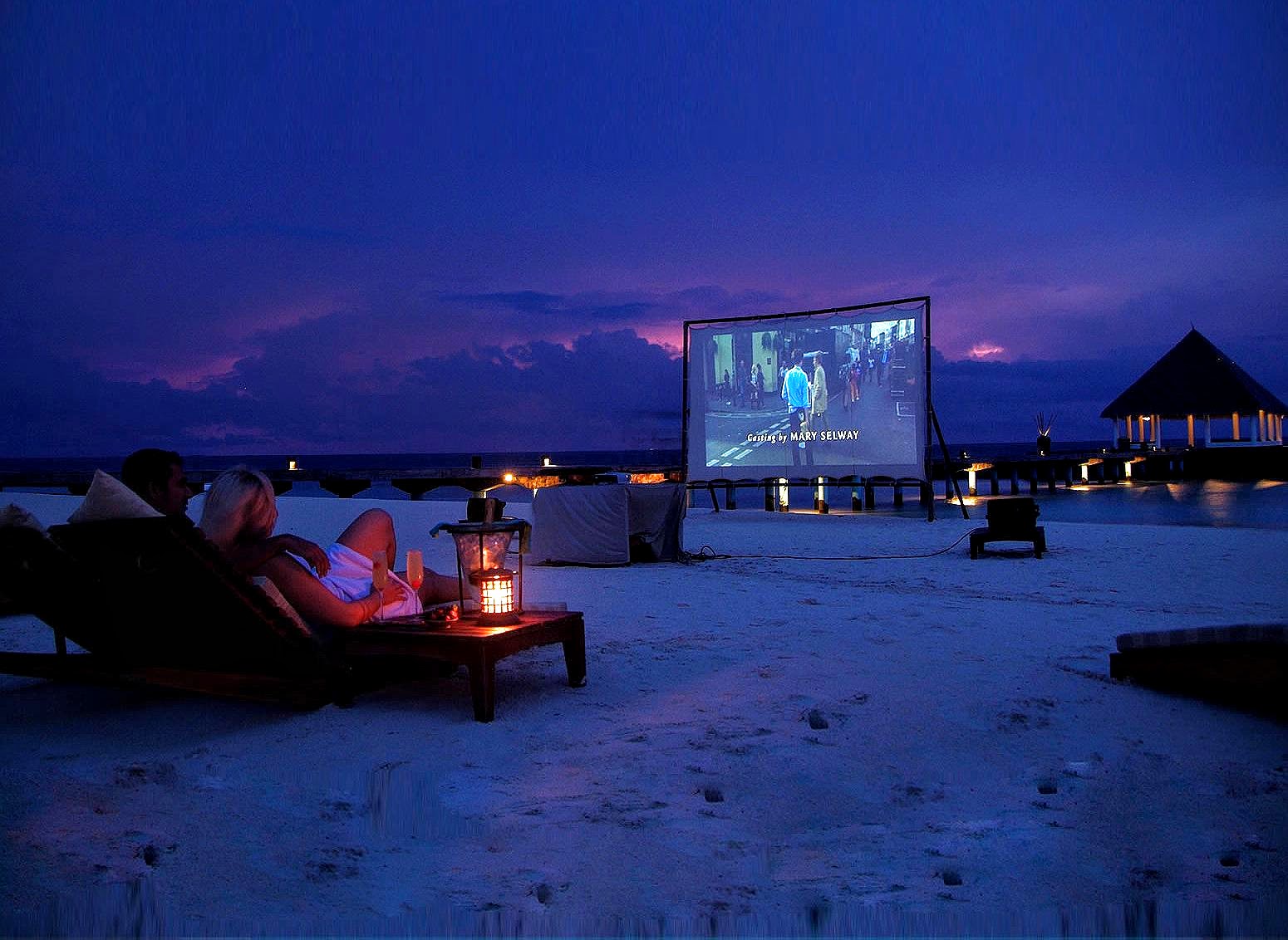 Beach Cinema, Coco Bodu Hithi